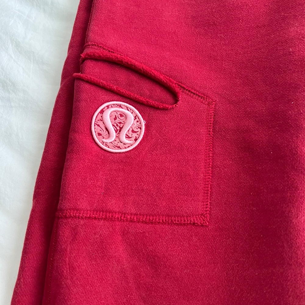 Red/Pink Lululemon Sweatpants -size 8 (fits like a size 4/6)